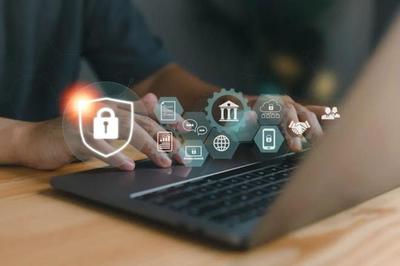 两会热点聚焦 AI时代法律风险与互联网安全服务的应对之策